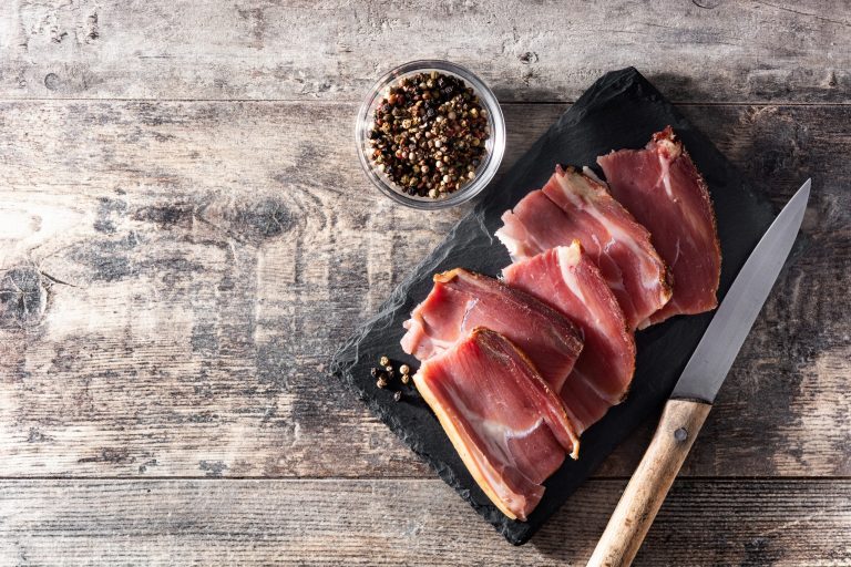 Speck für die Brettljausn